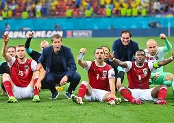 游戏平台-奥地利队保持不败战绩引领小组冲刺晋级的简单介绍