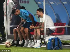 模拟器试玩-阿圭罗空接破门，巴萨取得全胜战绩(阿圭罗空接破门,巴萨取得全胜战绩了吗)