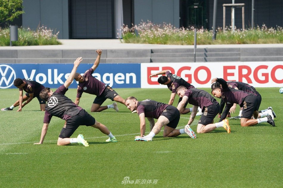 德国队备战下一场比赛，努力夺取胜利的简单介绍